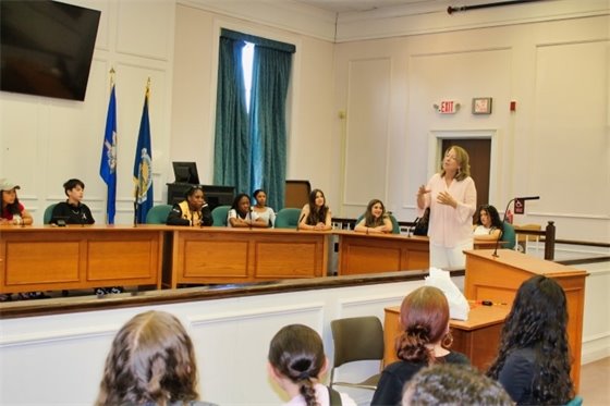 Bailey Middle School students learn about city government