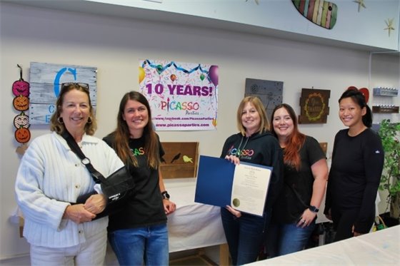 Picasso Parties celebrates 10 years in business on West Haven shoreline