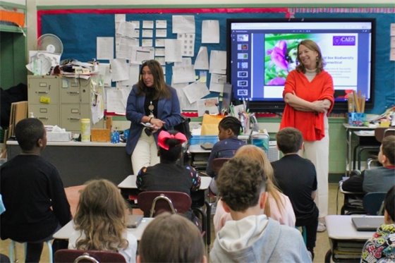 Borer leads Earth Day discussion with students at Haley Elementary School