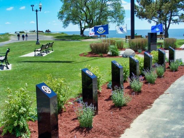Veterans Walk of Honor Memorials (Small)