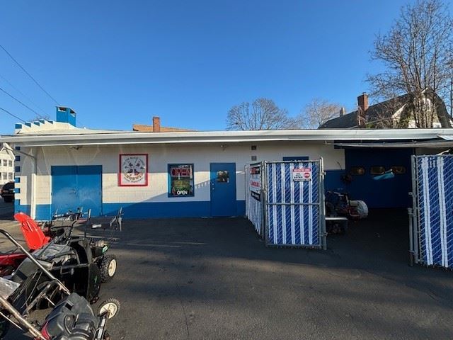 ZZ Front Facade (Small)