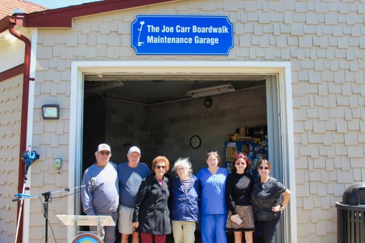 Joe Carr Garage Dedicated 049 II (Small)