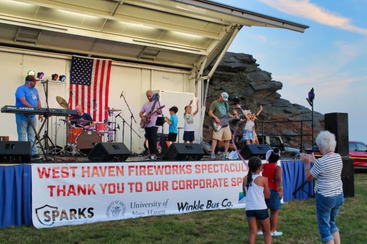 Fireworks 2025 090 II (Small)