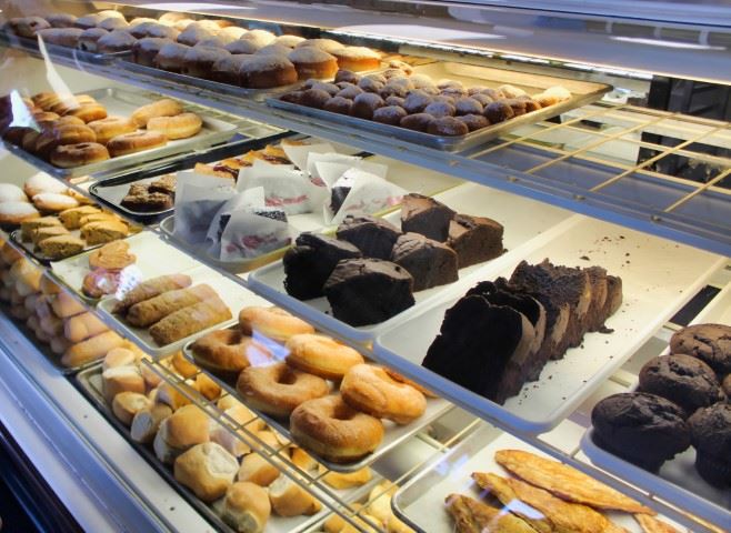 Gusto Bakery Opens in West Haven 019 II (Small)